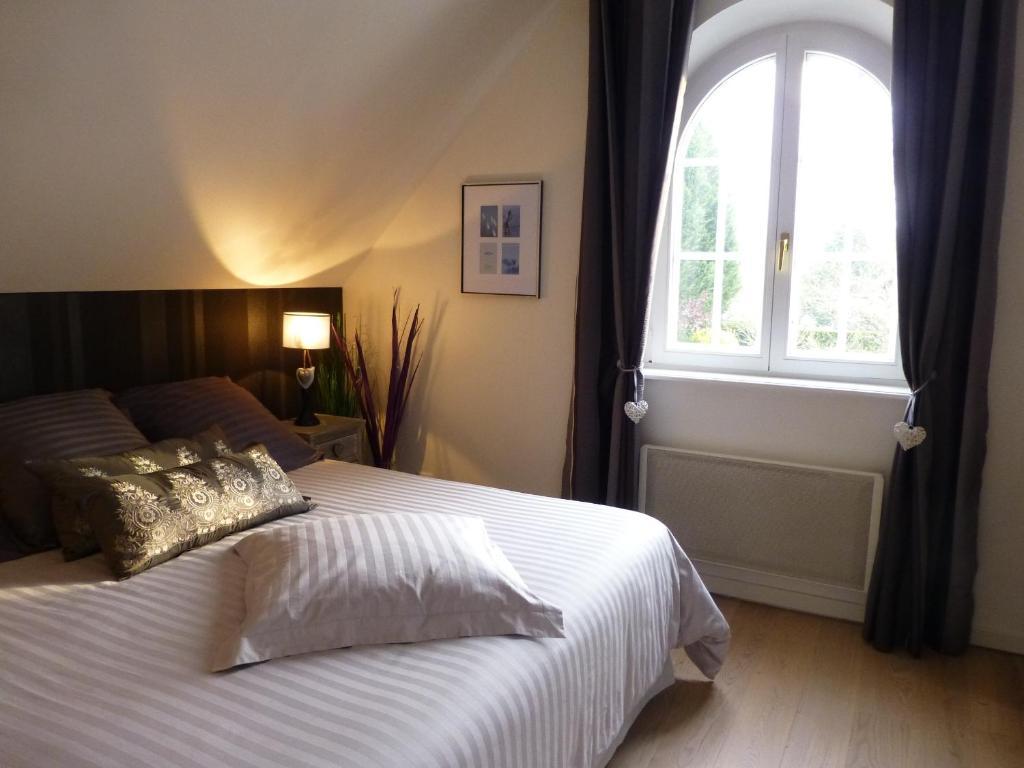 Chambres D'Hotes La Parenthez' Haguenau Værelse billede